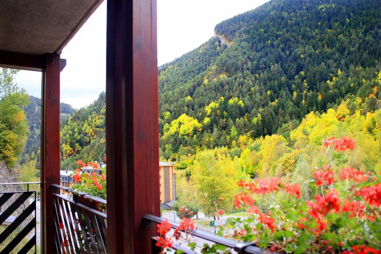 Vista Arinsal Apartments Buitenkant foto